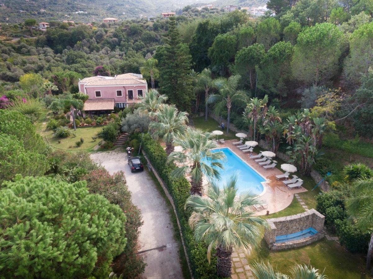 Agriturismo Villa Luca SantʼAgata di Militello Εξωτερικό φωτογραφία