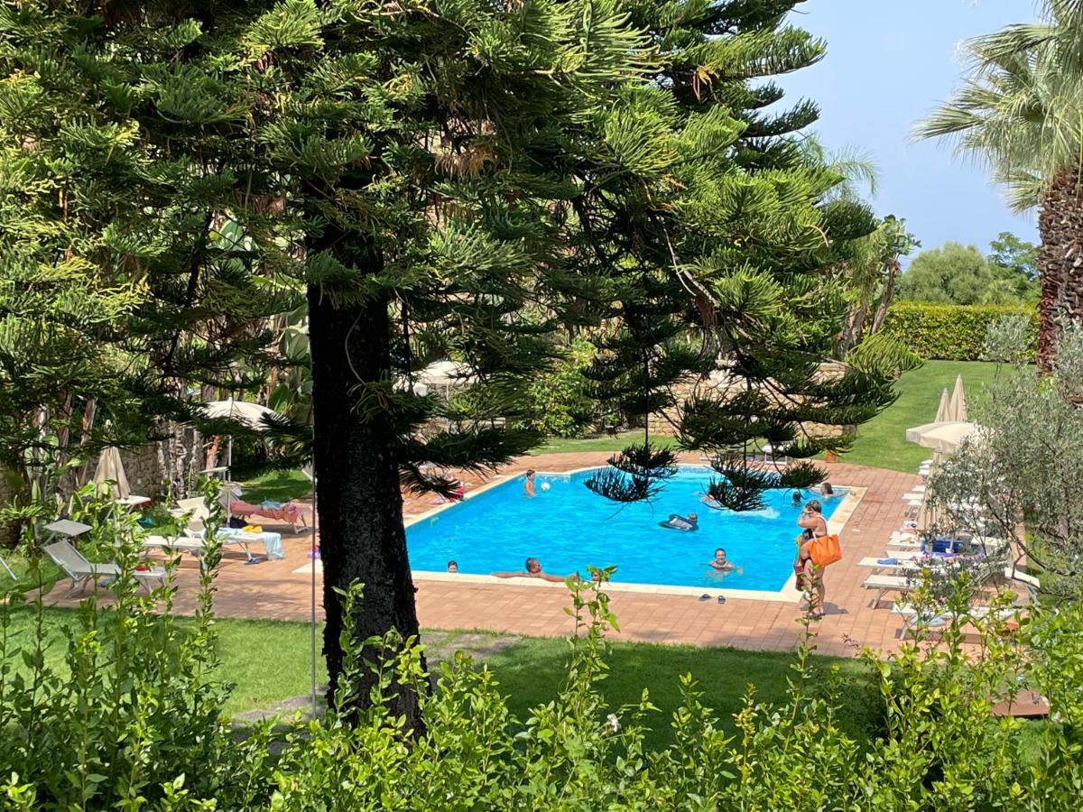 Agriturismo Villa Luca SantʼAgata di Militello Εξωτερικό φωτογραφία