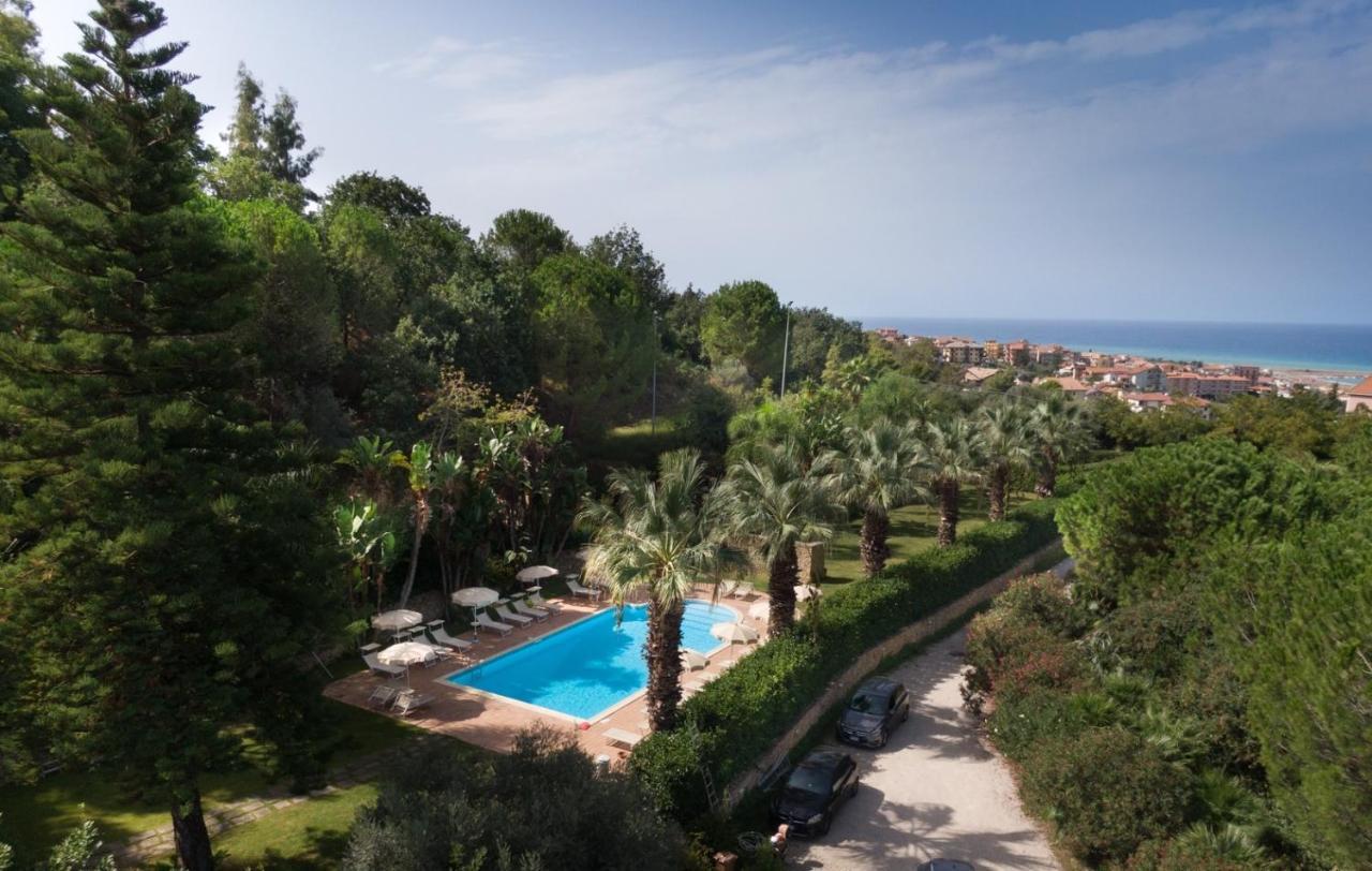 Agriturismo Villa Luca SantʼAgata di Militello Εξωτερικό φωτογραφία